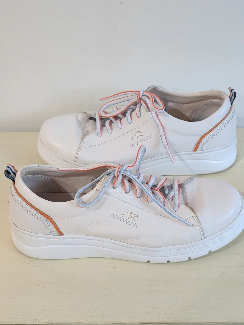 Fluchos White Leather Lace-Up Sneakers with Orange Trim And Rubber Soles Size 41 - Picture 2 of 13